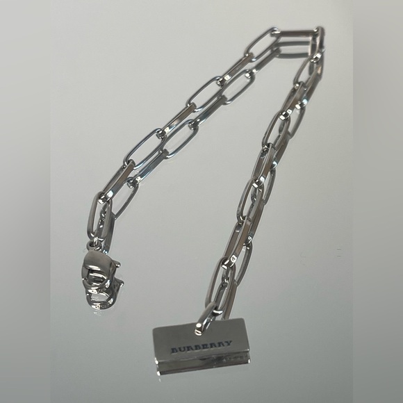 BURBERRY Logo Plate Silver Tone Bracelet - Picture 6 of 7